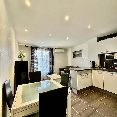 Apartment Nice Le Port Nice